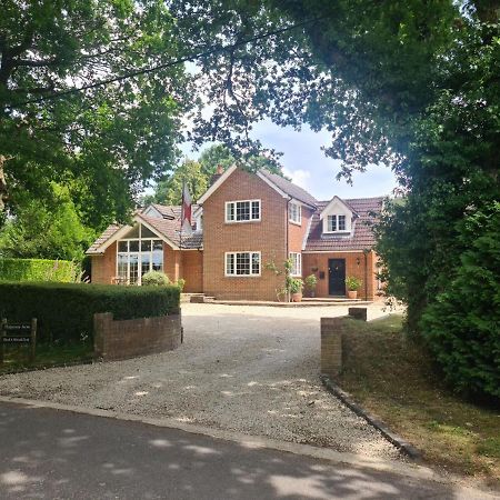 Bed and Breakfast Ha'Penny Acre Sherfield English Exterior foto