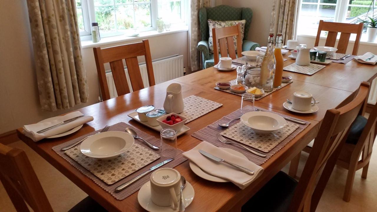 Bed and Breakfast Ha'Penny Acre Sherfield English Exterior foto