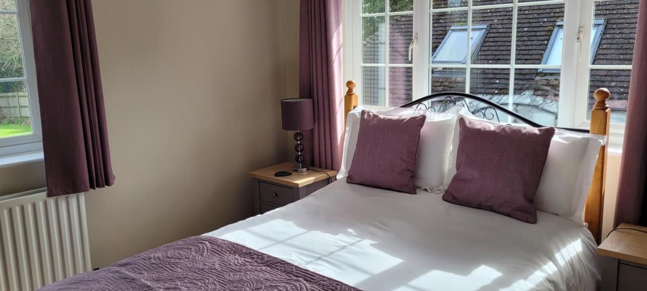 Bed and Breakfast Ha'Penny Acre Sherfield English Exterior foto
