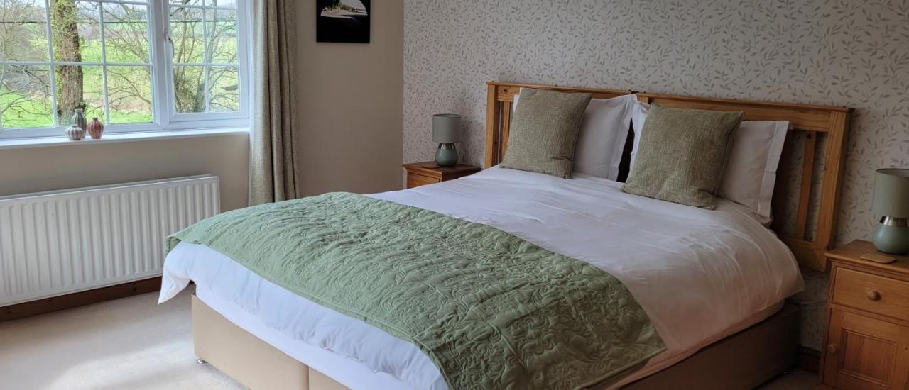 Bed and Breakfast Ha'Penny Acre Sherfield English Exterior foto